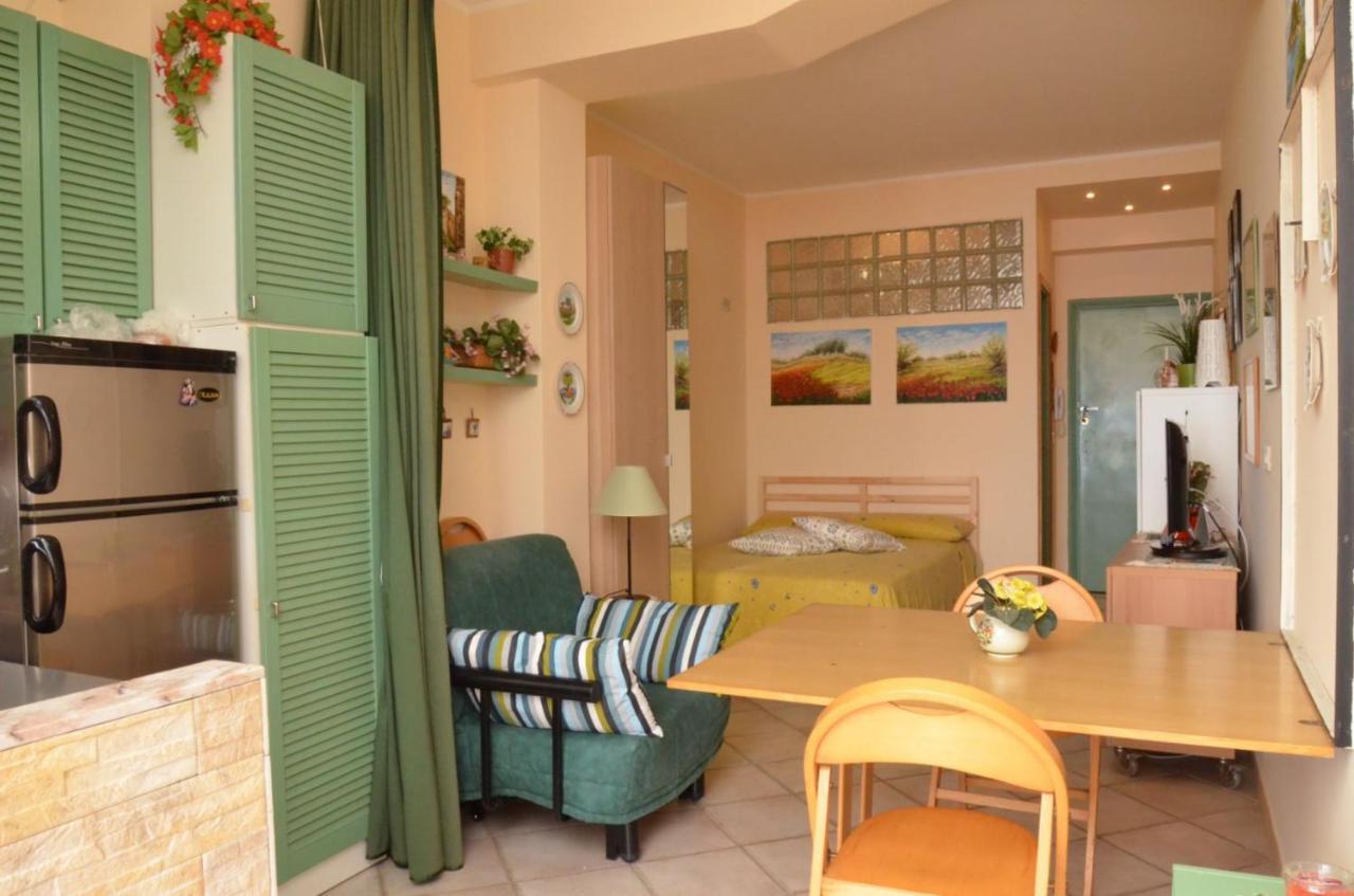 Depandance Casa Andrea Apartment Taormina Bagian luar foto