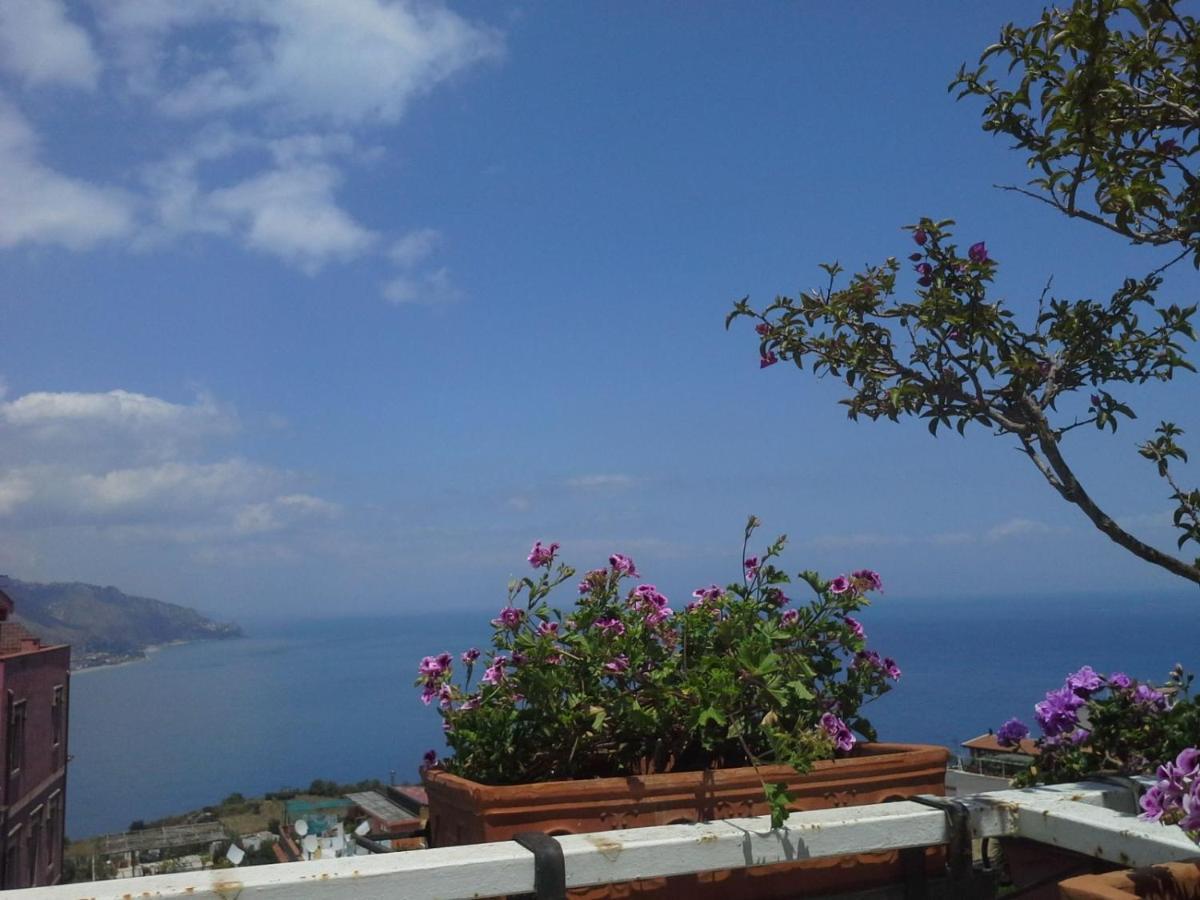 Depandance Casa Andrea Apartment Taormina Bagian luar foto