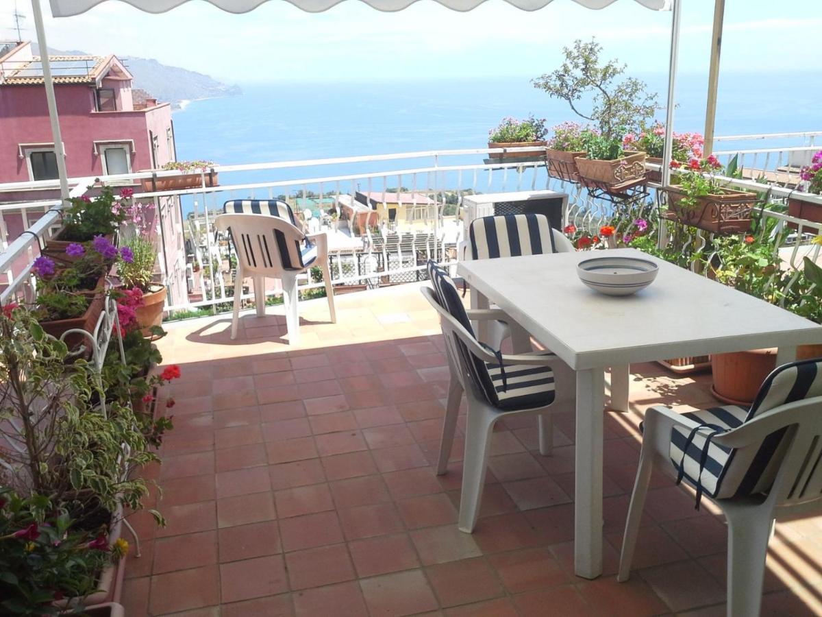 Depandance Casa Andrea Apartment Taormina Bagian luar foto